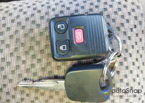 2002 Ford F-150 Lariat/Xlt from USA, damaged, VIN 1FTRW07642KD38282